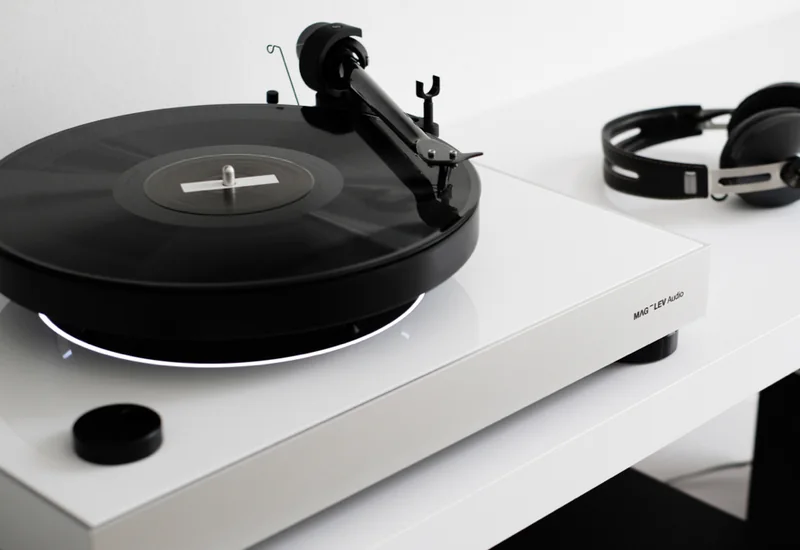 MAG-LEV Audio, Product photography